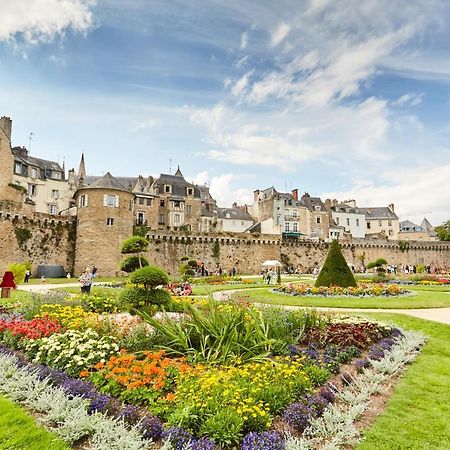 Апартаменти Studio Tout Confort Avec Vue Cathedrale A St Patern Vannes-Centre Екстер'єр фото