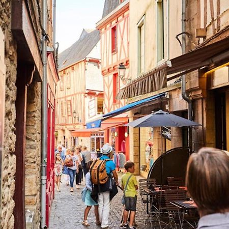 Апартаменти Studio Tout Confort Avec Vue Cathedrale A St Patern Vannes-Centre Екстер'єр фото