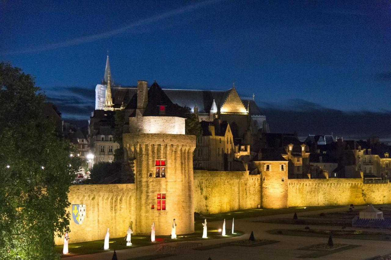 Апартаменти Studio Tout Confort Avec Vue Cathedrale A St Patern Vannes-Centre Екстер'єр фото
